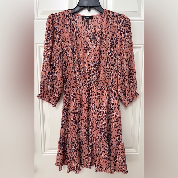 Lulus Dresses & Skirts - Lulus Size Small Dusty Rose Mauve Multi Print Mini Dress Half Sleeve V-Neck
